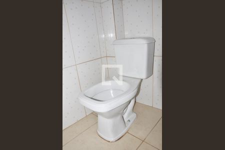 Casa à venda com 212m², 3 quartos e 1 vaga Casa à venda com 212m², 3 quartos e 1 vagaCasa 01 - Banheiro