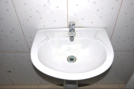 Casa à venda com 212m², 3 quartos e 1 vaga Casa à venda com 212m², 3 quartos e 1 vagaCasa 01 - Banheiro