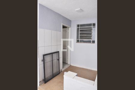 Casa à venda com 212m², 3 quartos e 1 vaga Casa à venda com 212m², 3 quartos e 1 vagaCasa 03 - Quintal e Área de Serviço