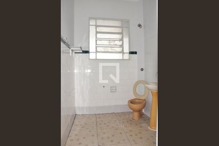 Casa à venda com 212m², 3 quartos e 1 vaga Casa à venda com 212m², 3 quartos e 1 vagaCasa 03 - Banheiro