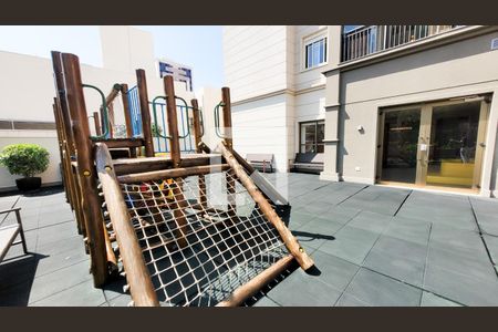 Apartamento à venda com 83m², 2 quartos e 2 vagasÁrea comum - Playground