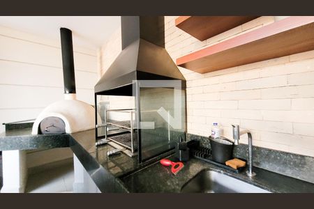 Apartamento à venda com 83m², 2 quartos e 2 vagasÁrea comum - Churrasqueira