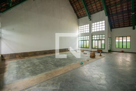 Casa à venda com 250m², 2 quartos e 3 vagas