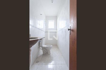 Casa à venda com 70m², 2 quartos e 1 vaga Casa à venda com 70m², 2 quartos e 1 vagaBanheiro