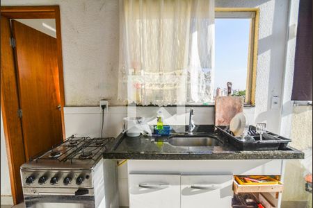 Apartamento à venda com 100m², 2 quartos e 1 vagaCozinha e Área de Serviço