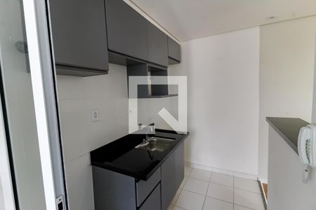 Apartamento à venda com 51m², 2 quartos e sem vaga Apartamento à venda com 51m², 2 quartos e sem vagaCozinha - Armários