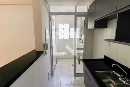 Apartamento à venda com 51m², 2 quartos e sem vaga Apartamento à venda com 51m², 2 quartos e sem vagaCozinha - Armários