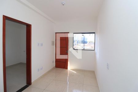 Sala de TV de apartamento para alugar com 2 quartos, 40m² em Vila Carlos de Campos, São Paulo