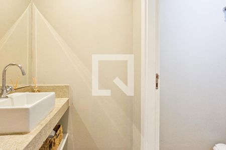 Casa de condomínio para alugar com 330m², 4 quartos e 4 vagas Casa de condomínio para alugar com 330m², 4 quartos e 4 vagasLavabo