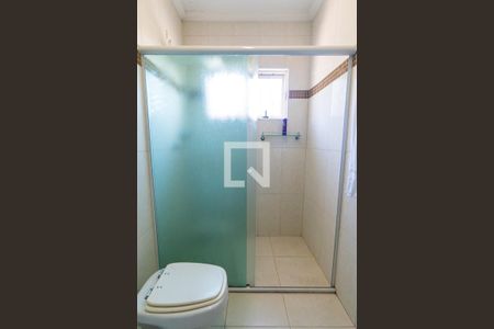 Casa à venda com 280m², 5 quartos e 3 vagas Casa à venda com 280m², 5 quartos e 3 vagasBanheiro Social Detalhe