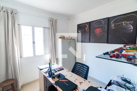 Casa à venda com 280m², 5 quartos e 3 vagas Casa à venda com 280m², 5 quartos e 3 vagasQuarto 2