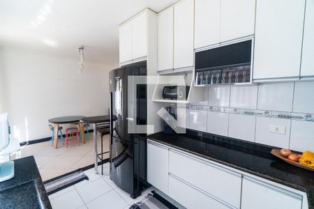 Casa à venda com 280m², 5 quartos e 3 vagas Casa à venda com 280m², 5 quartos e 3 vagasCozinha