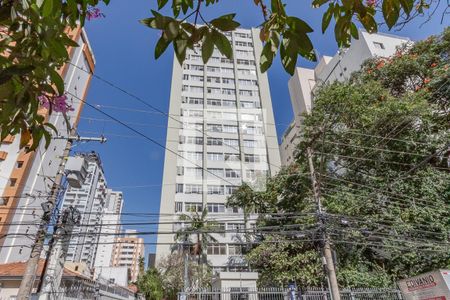 Apartamento à venda com 96m², 3 quartos e 1 vaga Apartamento à venda com 96m², 3 quartos e 1 vagaFachada