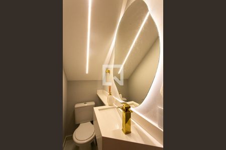 Casa à venda com 180m², 3 quartos e 1 vaga Casa à venda com 180m², 3 quartos e 1 vagaLavabo