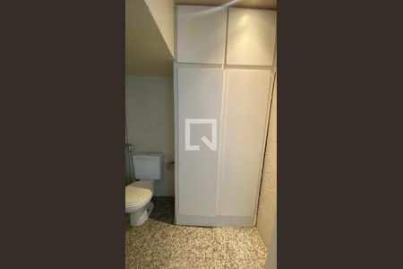 Apartamento à venda com 170m², 2 quartos e 2 vagasLavabo