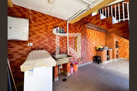 Casa à venda com 137m², 3 quartos e 2 vagasÁrea de Serviço