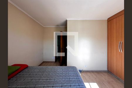 Casa à venda com 137m², 3 quartos e 2 vagasSuíte