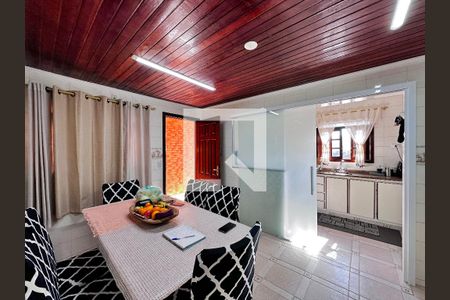 Casa à venda com 137m², 3 quartos e 2 vagasCopa