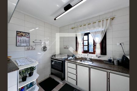 Casa à venda com 137m², 3 quartos e 2 vagasCozinha