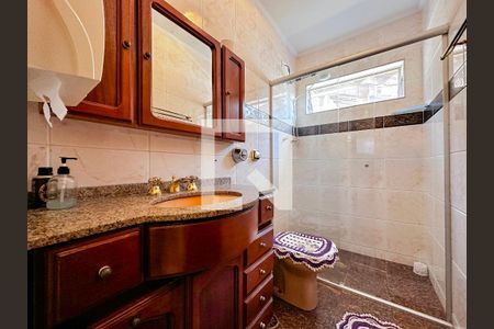 Casa à venda com 137m², 3 quartos e 2 vagasBanheiro Suíte