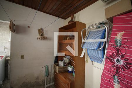 Casa à venda com 100m², 3 quartos e 2 vagasÁrea de Serviço
