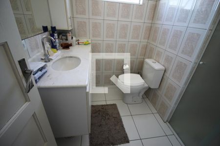 Casa à venda com 100m², 3 quartos e 2 vagasBanheiro