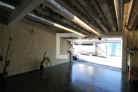 Casa à venda com 100m², 3 quartos e 2 vagasGaragem