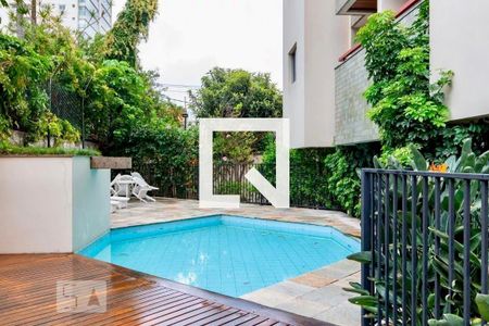 Apartamento à venda com 70m², 2 quartos e 1 vaga Apartamento à venda com 70m², 2 quartos e 1 vagaÁrea comum - Piscina