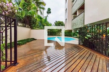 Apartamento à venda com 70m², 2 quartos e 1 vaga Apartamento à venda com 70m², 2 quartos e 1 vagaÁrea comum - Piscina