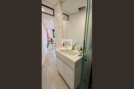 Apartamento à venda com 90m², 1 quarto e 2 vagas Apartamento à venda com 90m², 1 quarto e 2 vagasBanheiro da Suíte