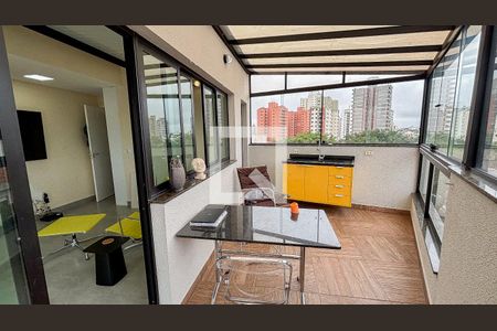 Apartamento à venda com 90m², 1 quarto e 2 vagas Apartamento à venda com 90m², 1 quarto e 2 vagasCobertura