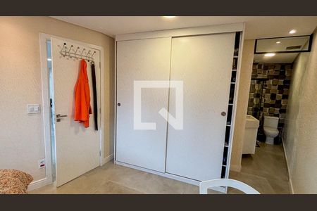 Apartamento à venda com 90m², 1 quarto e 2 vagas Apartamento à venda com 90m², 1 quarto e 2 vagasSuite