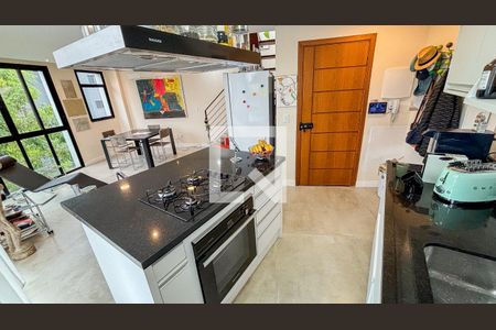 Apartamento à venda com 90m², 1 quarto e 2 vagas Apartamento à venda com 90m², 1 quarto e 2 vagasSala - Sala de Jantar - Cozinha