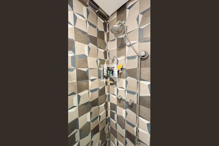 Apartamento à venda com 90m², 1 quarto e 2 vagas Apartamento à venda com 90m², 1 quarto e 2 vagasBanheiro da Suíte