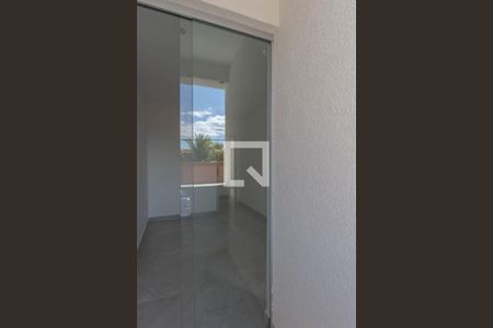 Casa à venda com 112m², 2 quartos e 1 vaga Casa à venda com 112m², 2 quartos e 1 vagaVista