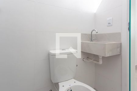 Casa à venda com 112m², 2 quartos e 1 vagaBanheiro da Suíte 2