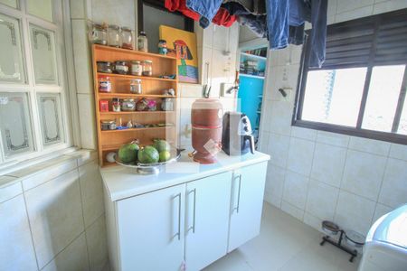 Apartamento à venda com 134m², 3 quartos e 2 vagas Apartamento à venda com 134m², 3 quartos e 2 vagasÁrea de Serviço