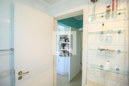 Apartamento à venda com 134m², 3 quartos e 2 vagas Apartamento à venda com 134m², 3 quartos e 2 vagasBanheiro 2