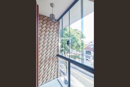 Casa à venda com 185m², 3 quartos e 3 vagas Casa à venda com 185m², 3 quartos e 3 vagasVaranda da Suite