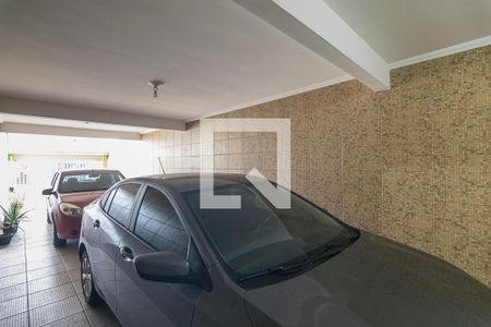 Casa à venda com 185m², 3 quartos e 3 vagas Casa à venda com 185m², 3 quartos e 3 vagasGaragem