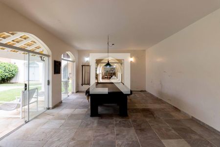 Casa para alugar com 700m², 5 quartos e 6 vagasÁrea comum