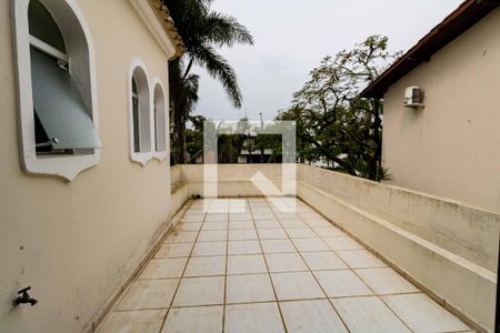 Casa para alugar com 700m², 5 quartos e 6 vagasVaranda