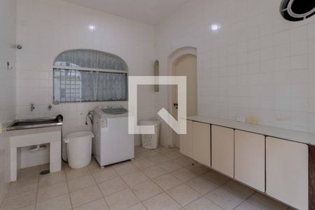 Casa para alugar com 700m², 5 quartos e 6 vagasÁrea de Serviço