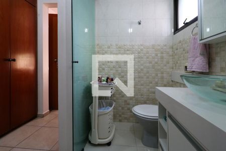 Apartamento à venda com 107m², 3 quartos e 2 vagasBanheiro da Suíte