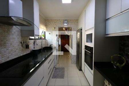Apartamento à venda com 107m², 3 quartos e 2 vagasCozinha