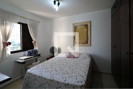 Apartamento à venda com 107m², 3 quartos e 2 vagasQuarto 2