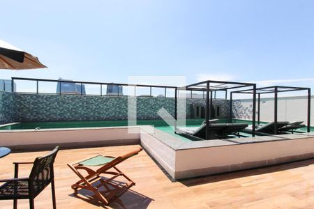 Apartamento à venda com 24m², 1 quarto e sem vagaÁrea comum - Piscina