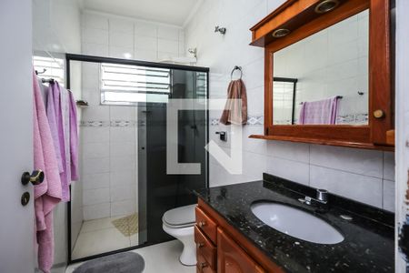 Casa à venda com 225m², 5 quartos e 2 vagas Casa à venda com 225m², 5 quartos e 2 vagasBanheiro Social