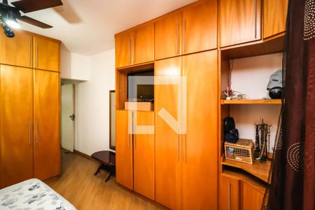 Casa à venda com 225m², 5 quartos e 2 vagas Casa à venda com 225m², 5 quartos e 2 vagasSuíte 3