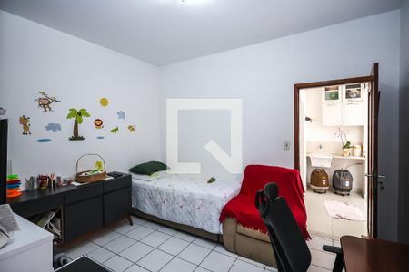 Casa à venda com 225m², 5 quartos e 2 vagas Casa à venda com 225m², 5 quartos e 2 vagasSuíte 1